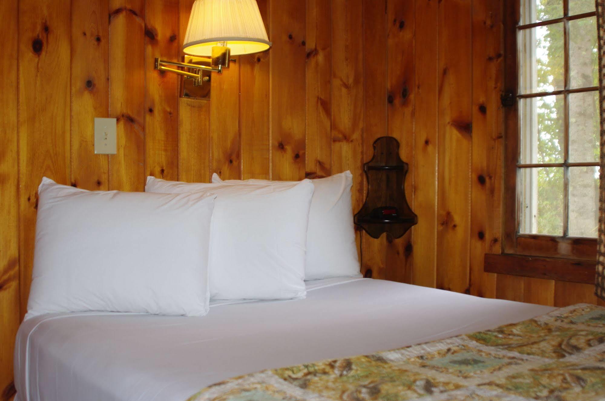 Solbakken Resort Lutsen Exterior photo